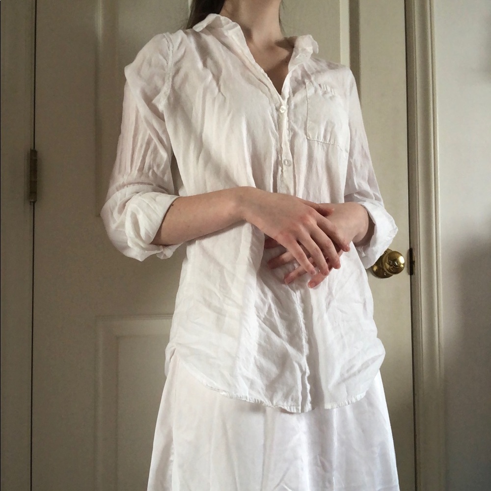 Divided H&M white button down - Picture 3 of 3